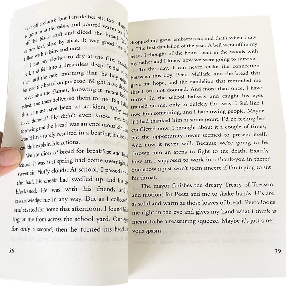 3 Books/Set the Hunger Games